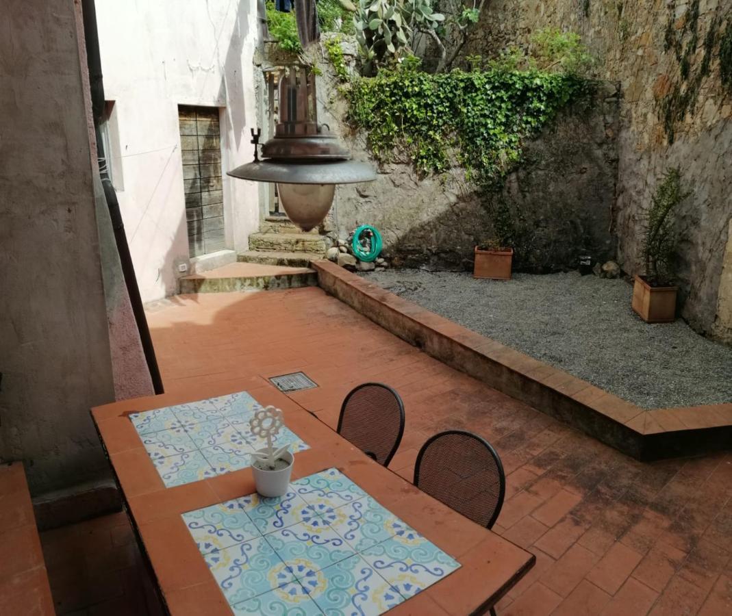 Apartament La Casina Di Alice Marciana Marina  Zewnętrze zdjęcie